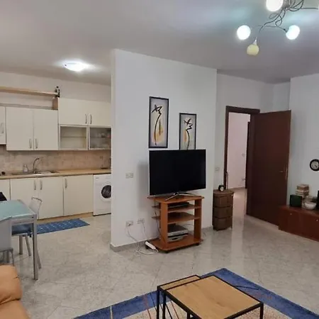 Hello Tirana! Apartment Tirana